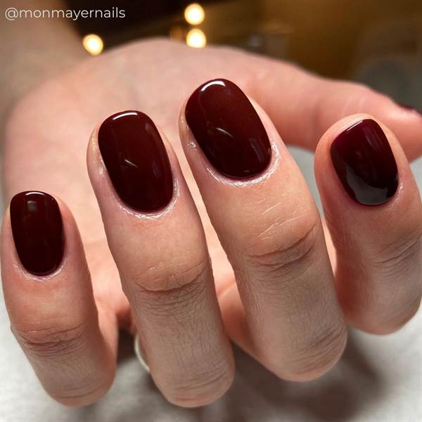 SMALTO CND VINYLUX Berry Boudoir